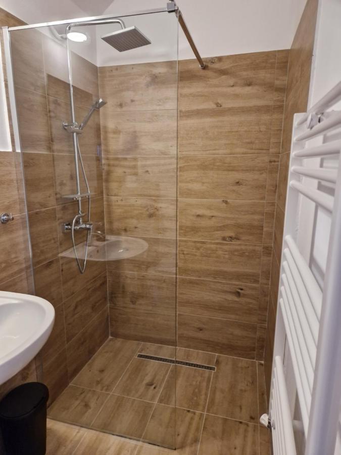 Casa 7 Sate Apartament Сэчеле Экстерьер фото